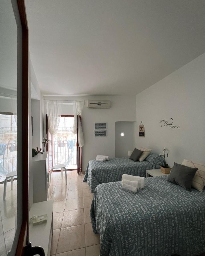 Casa Vacanze “Da Concetta” Бари Экстерьер фото